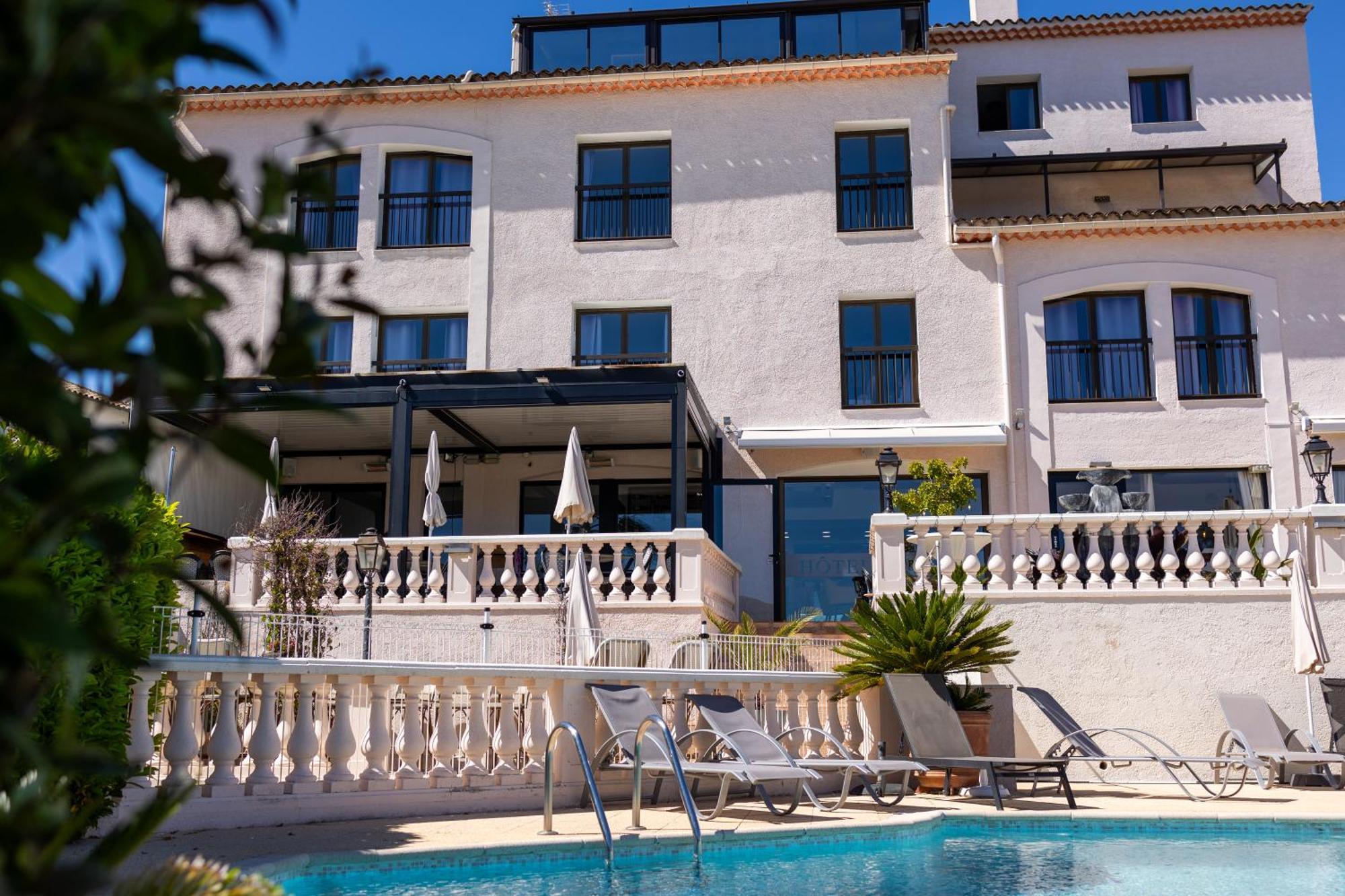 Hotel & Restaurant Perla Riviera วิลล์เนิฟ-ลูเบ ภายนอก รูปภาพ