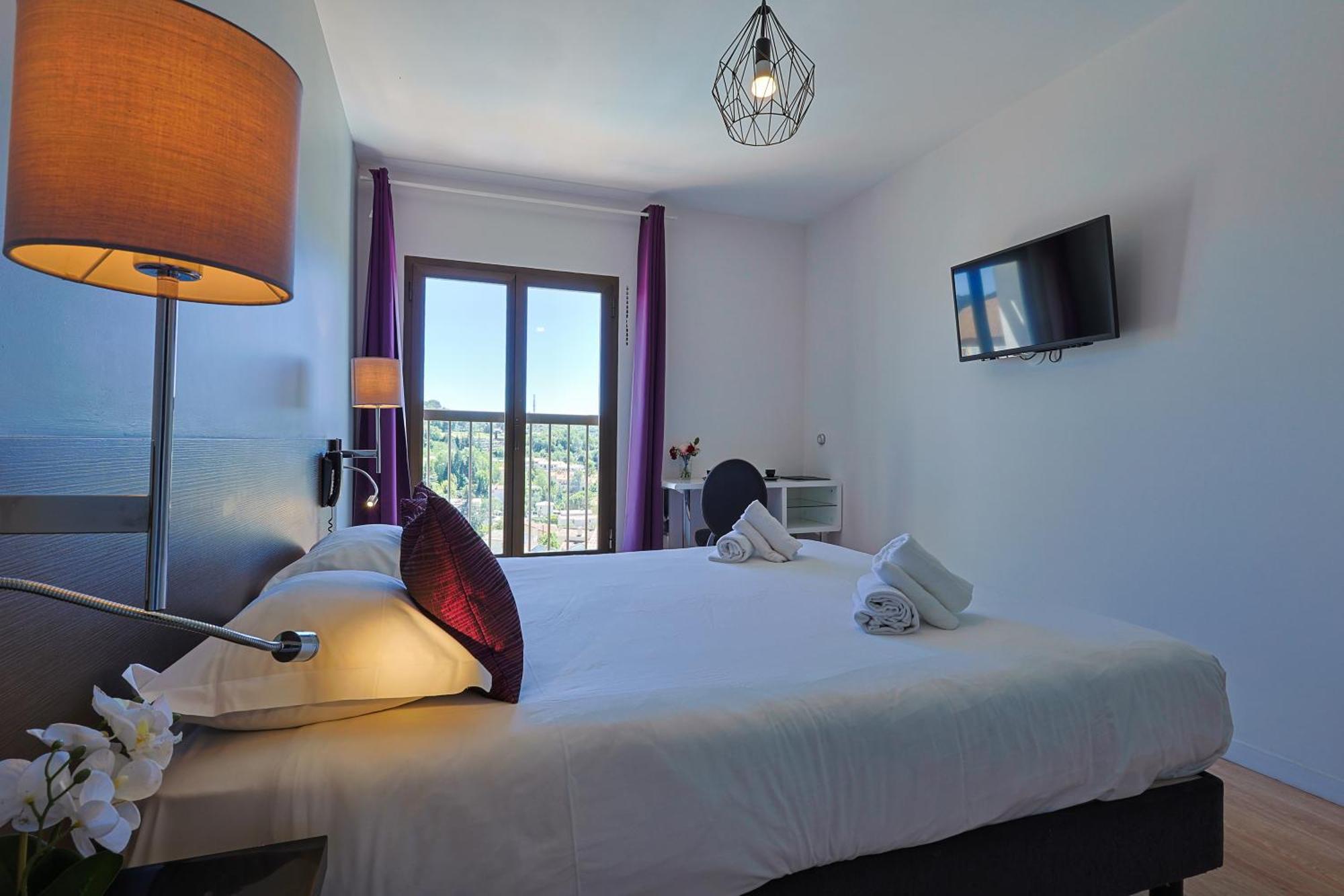 Hotel & Restaurant Perla Riviera วิลล์เนิฟ-ลูเบ ภายนอก รูปภาพ